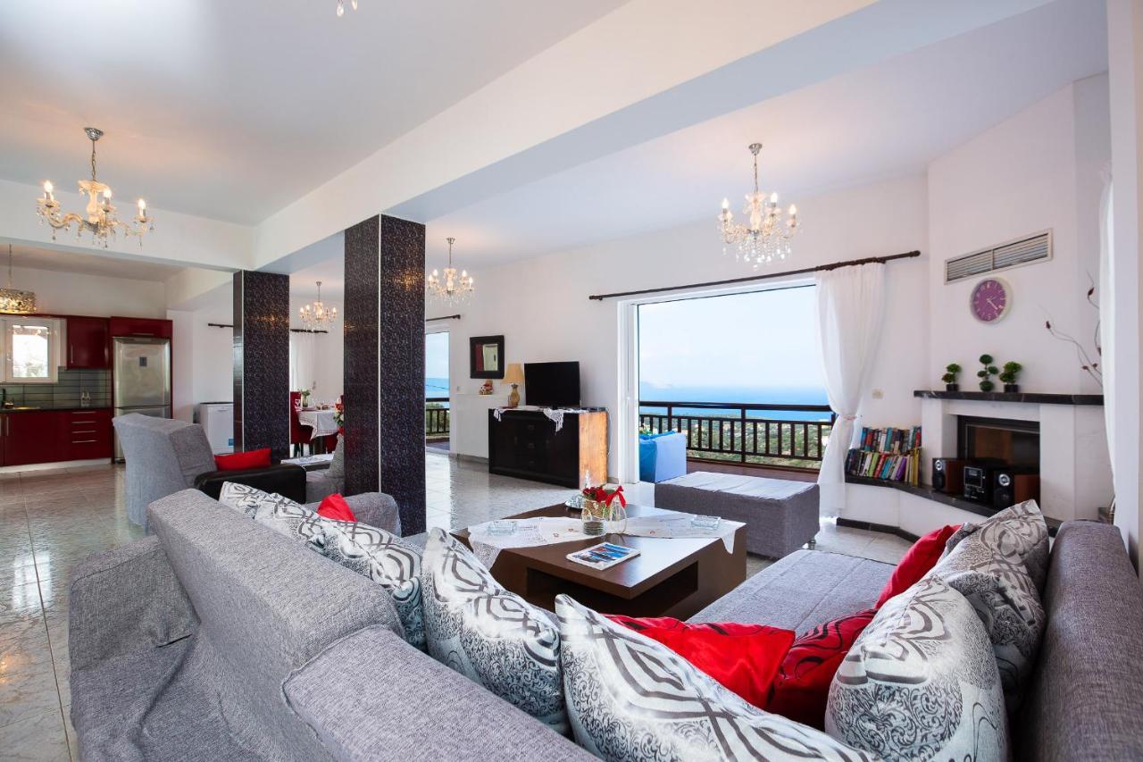 Ekaterini Vip Villa 플라카 외부 사진