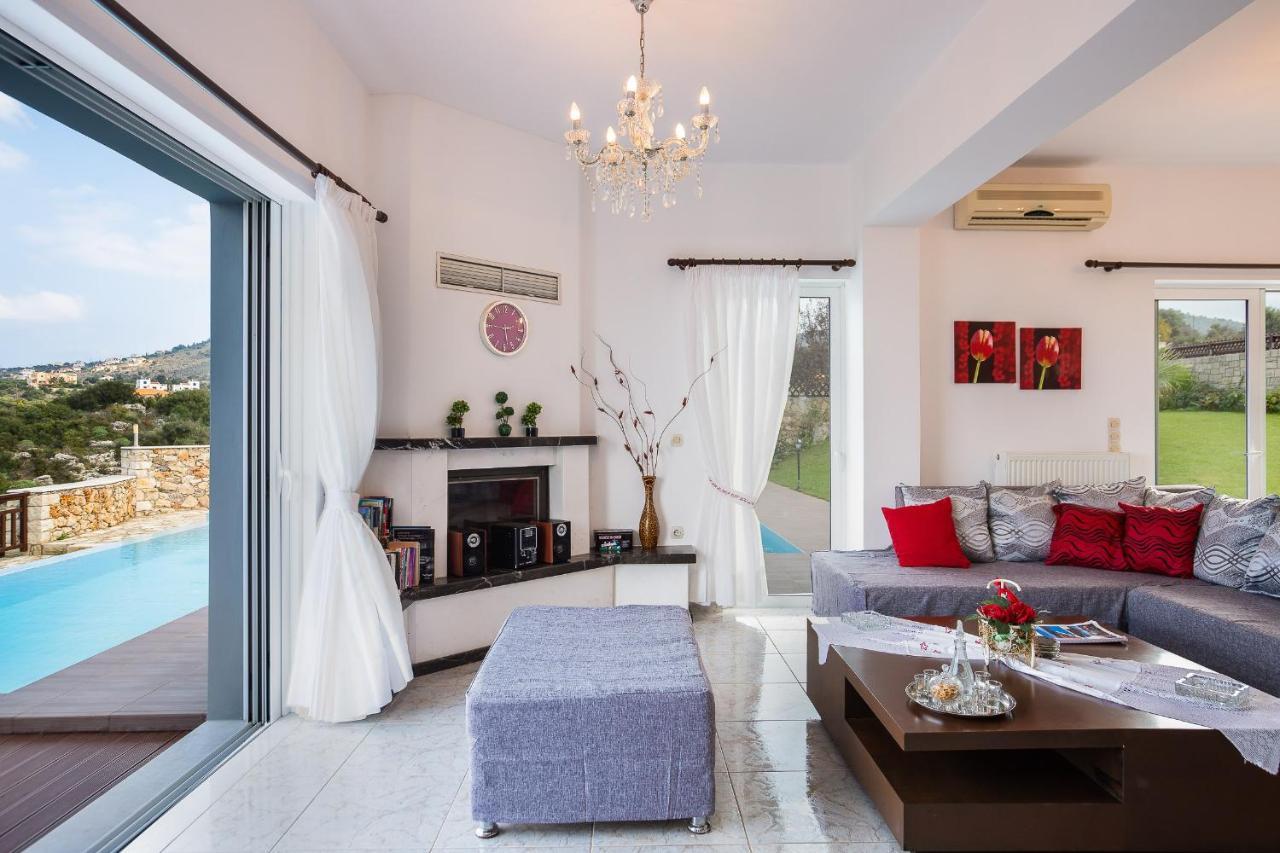 Ekaterini Vip Villa 플라카 외부 사진